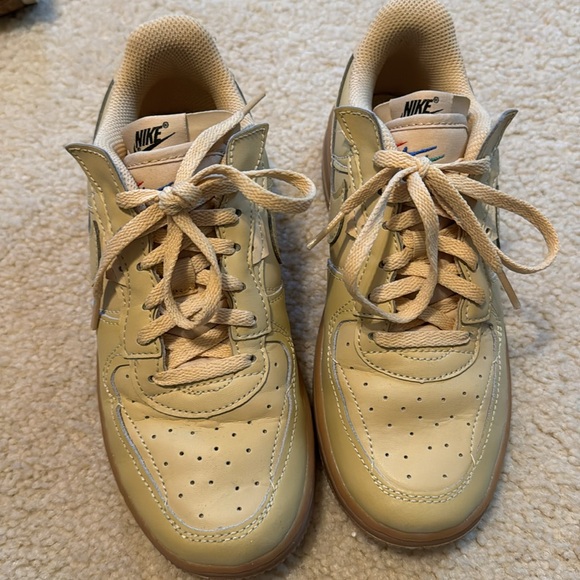 Nike kids shoes - Picture 2 of 5